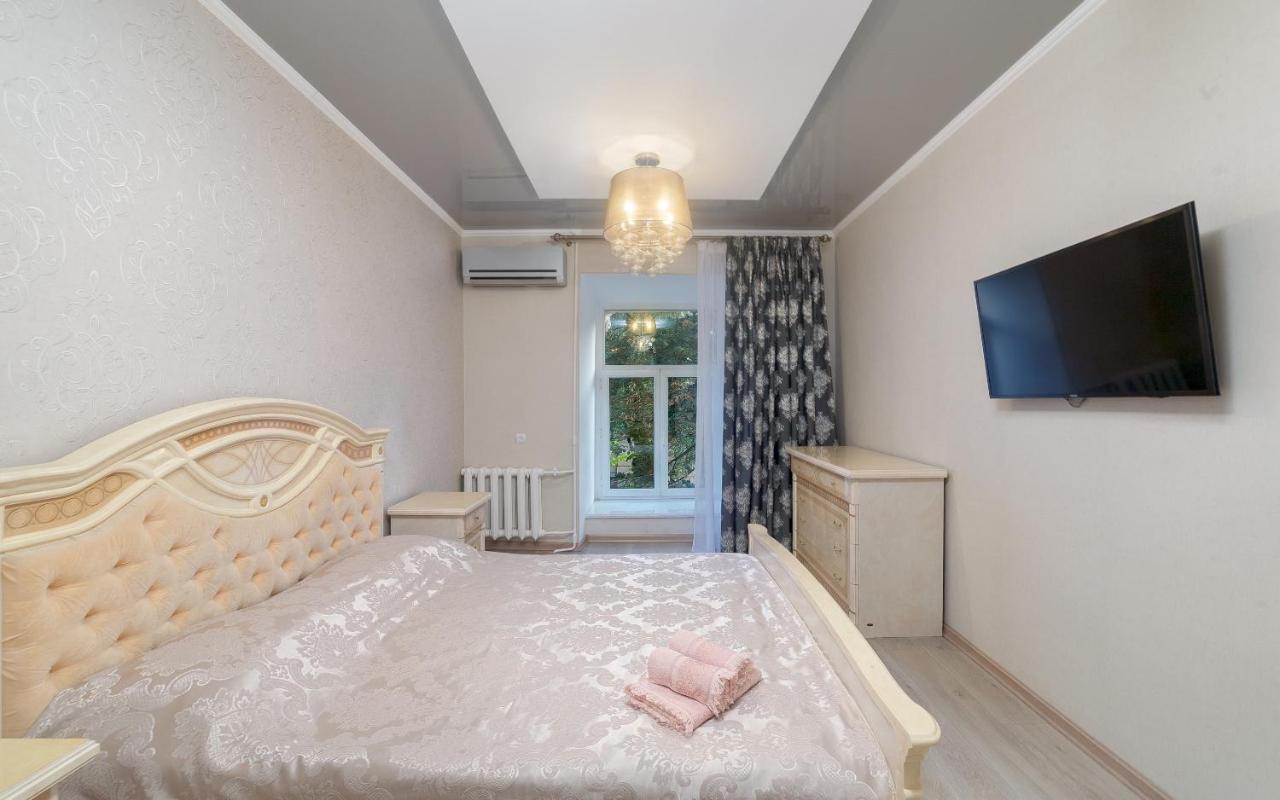Apartments Deribasovskaya Οδησσός Εξωτερικό φωτογραφία