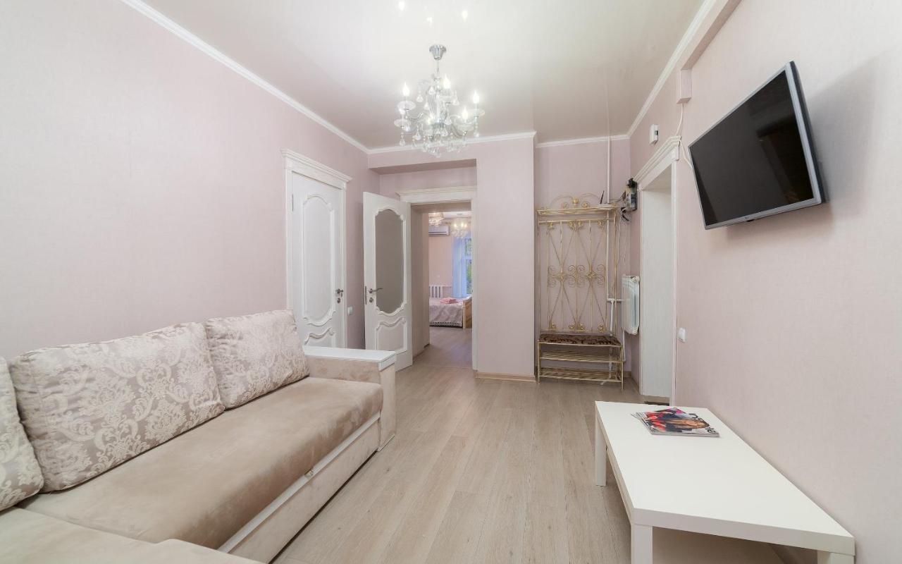Apartments Deribasovskaya Οδησσός Εξωτερικό φωτογραφία
